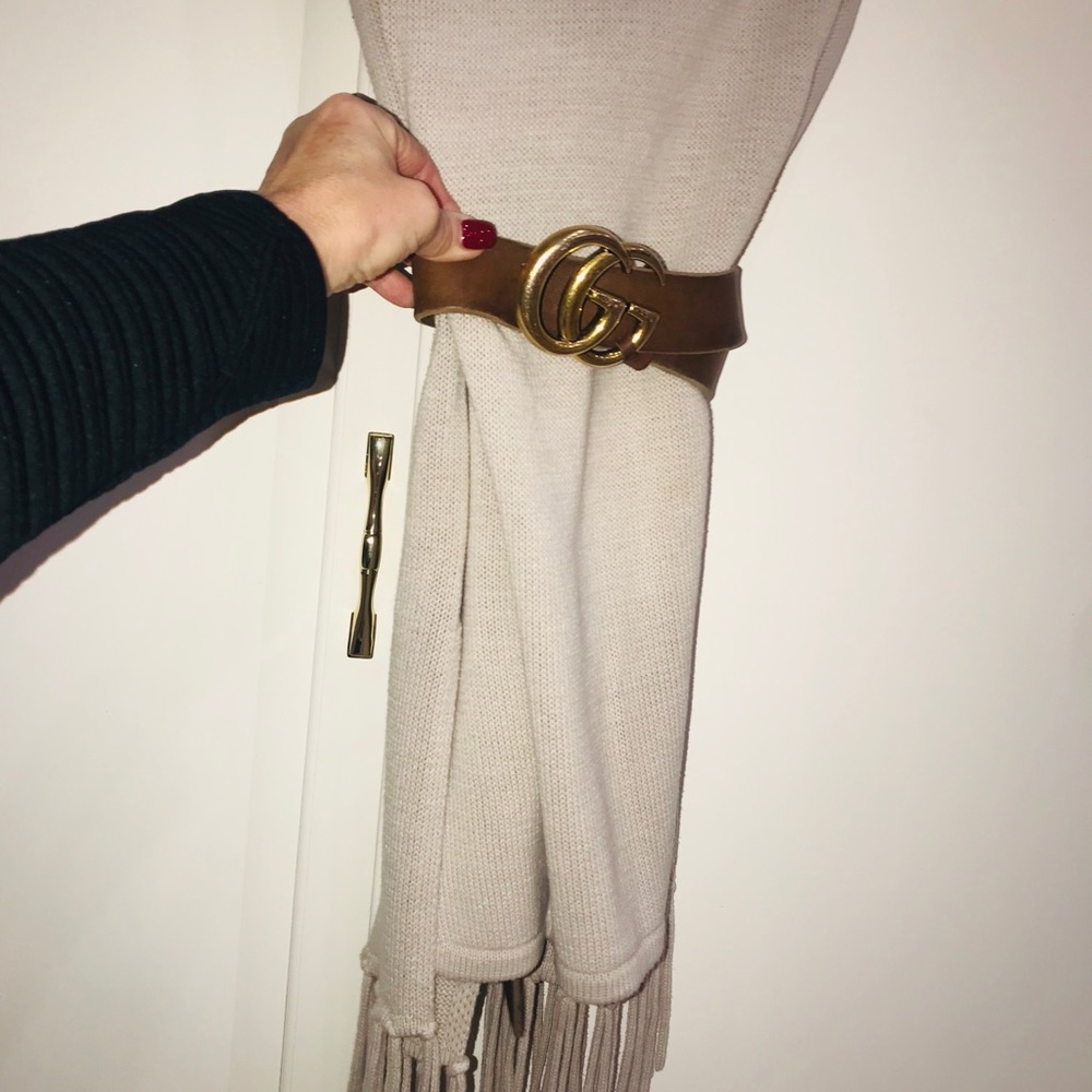 Sweater - Picture 5 of 6